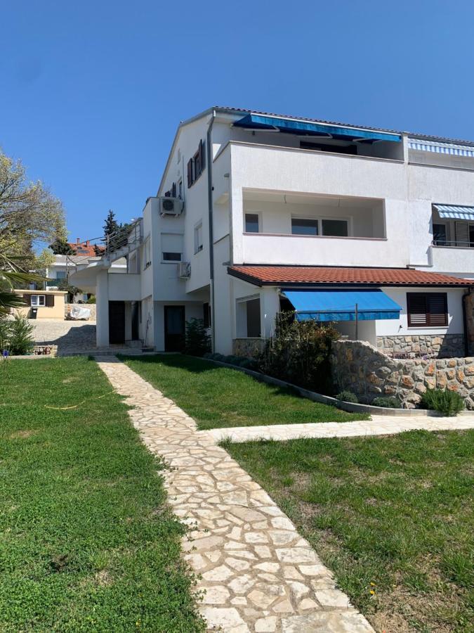 Seaside Apartments Petar Krk Town Buitenkant foto