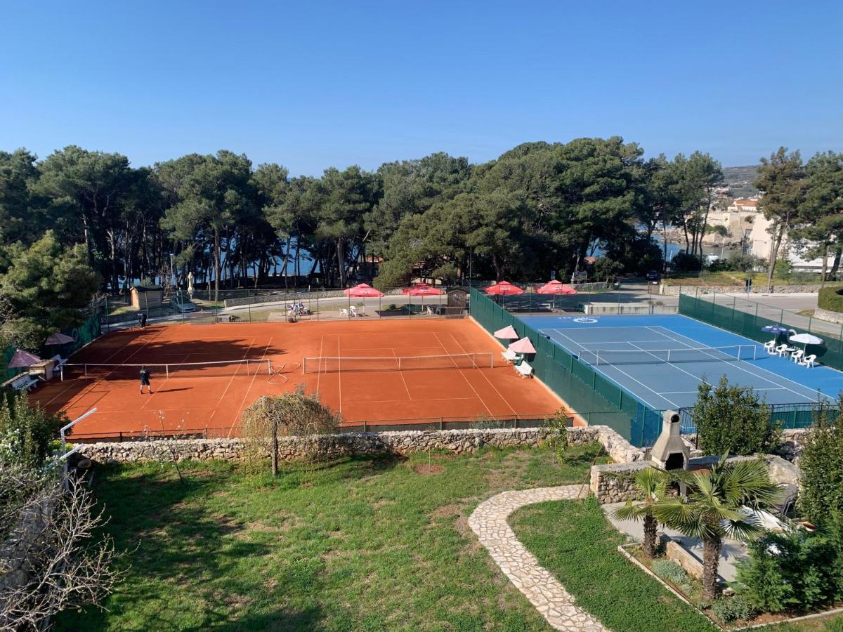 Seaside Apartments Petar Krk Town Buitenkant foto