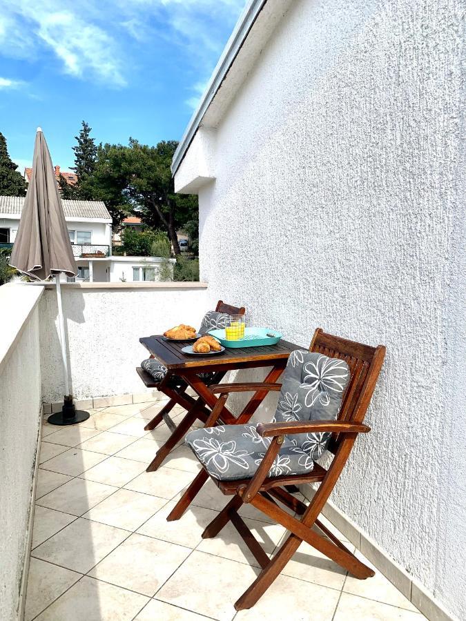 Seaside Apartments Petar Krk Town Buitenkant foto
